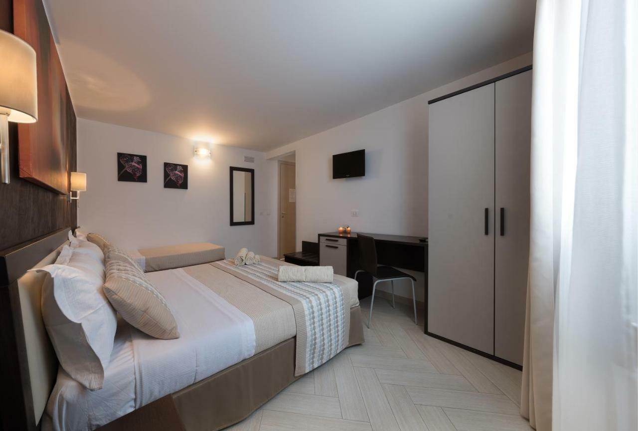 A Casa Di... Aurora 2 Bed and Breakfast San Vito Lo Capo Exteriör bild